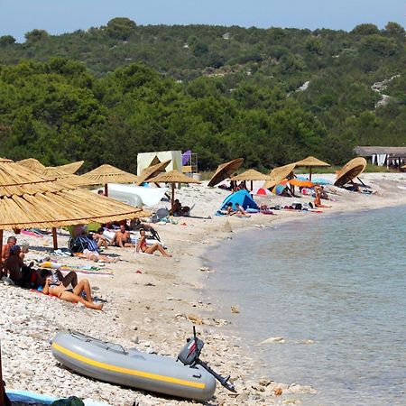 Apartments With A Parking Space Sali, Dugi Otok - 8136 Exterior foto