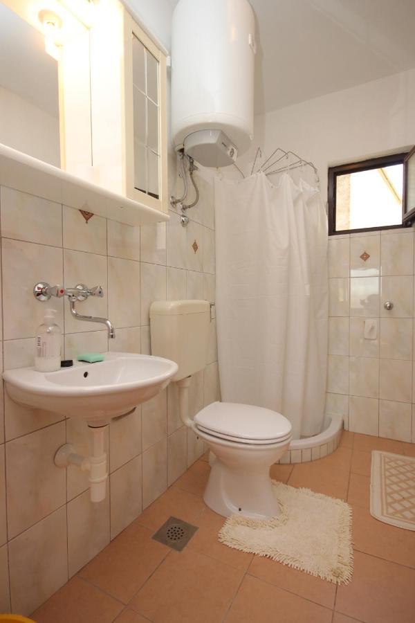 Apartments With A Parking Space Sali, Dugi Otok - 8136 Exterior foto
